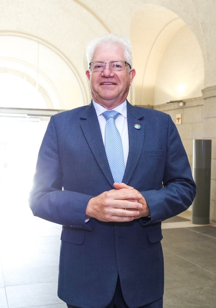 premier alan winde explains return of r500m to treasury
